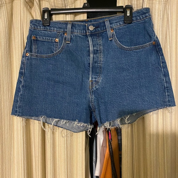 Women’s 501 shorts - Picture 1 of 2